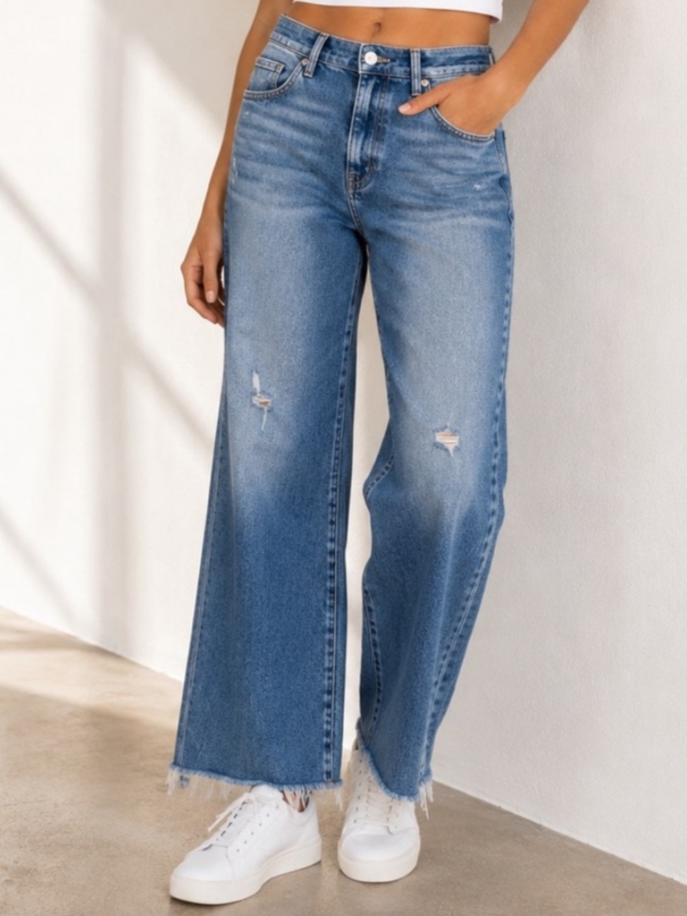 DAZE Daily Driver High Rise Wide Leg Jeans Vintage Wash Raw Hem 26